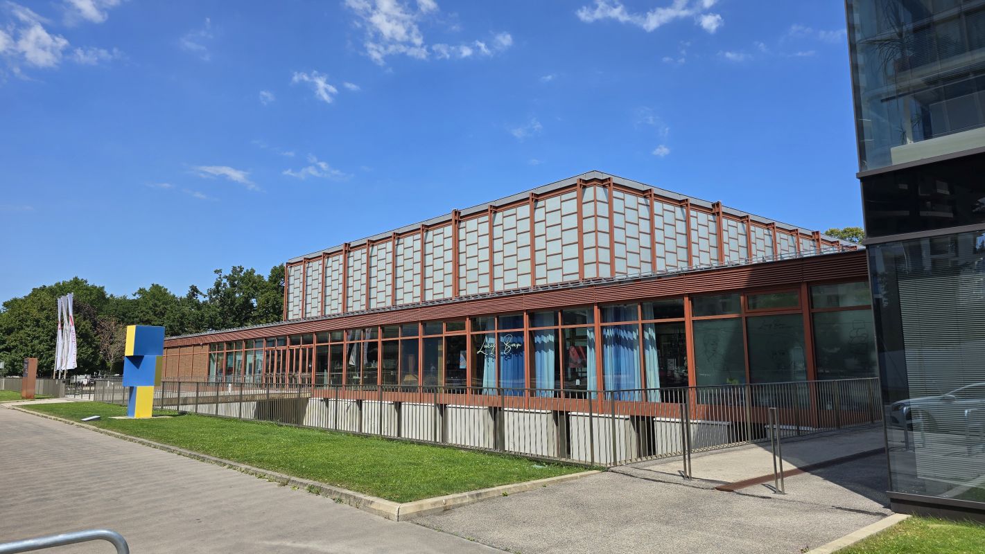 Belvedere 21